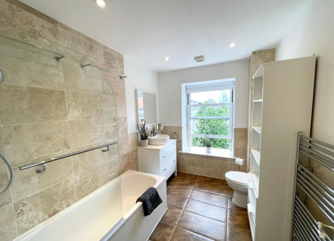 Appartamento Large 1 Bedroom In Canning Town Close To Excel London, 02 Arena, Canary Wharf With Free Parking